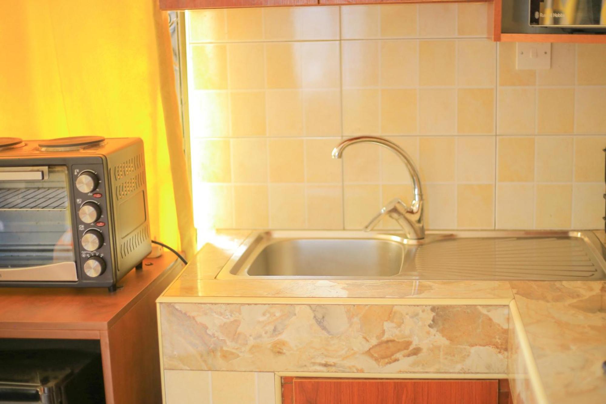 كامبالا Rustic Gardens Bed & Breakfast Kitunzi Lungujja المظهر الخارجي الصورة